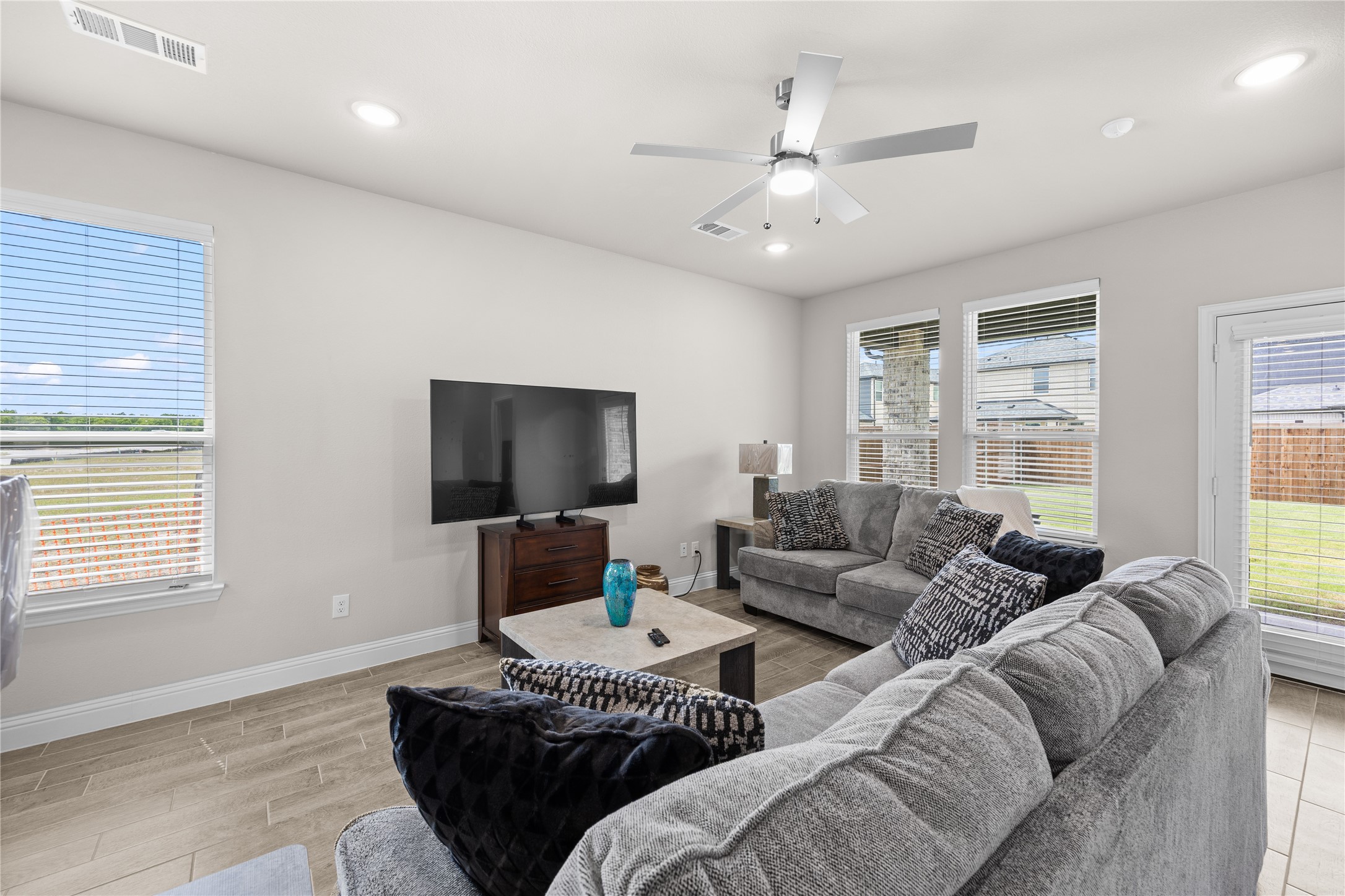 1217 Triton Drive Seagoville TX 75159