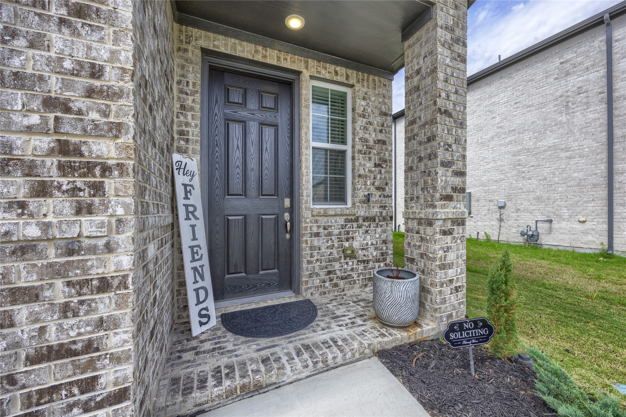 1217 Triton Drive Seagoville TX 75159