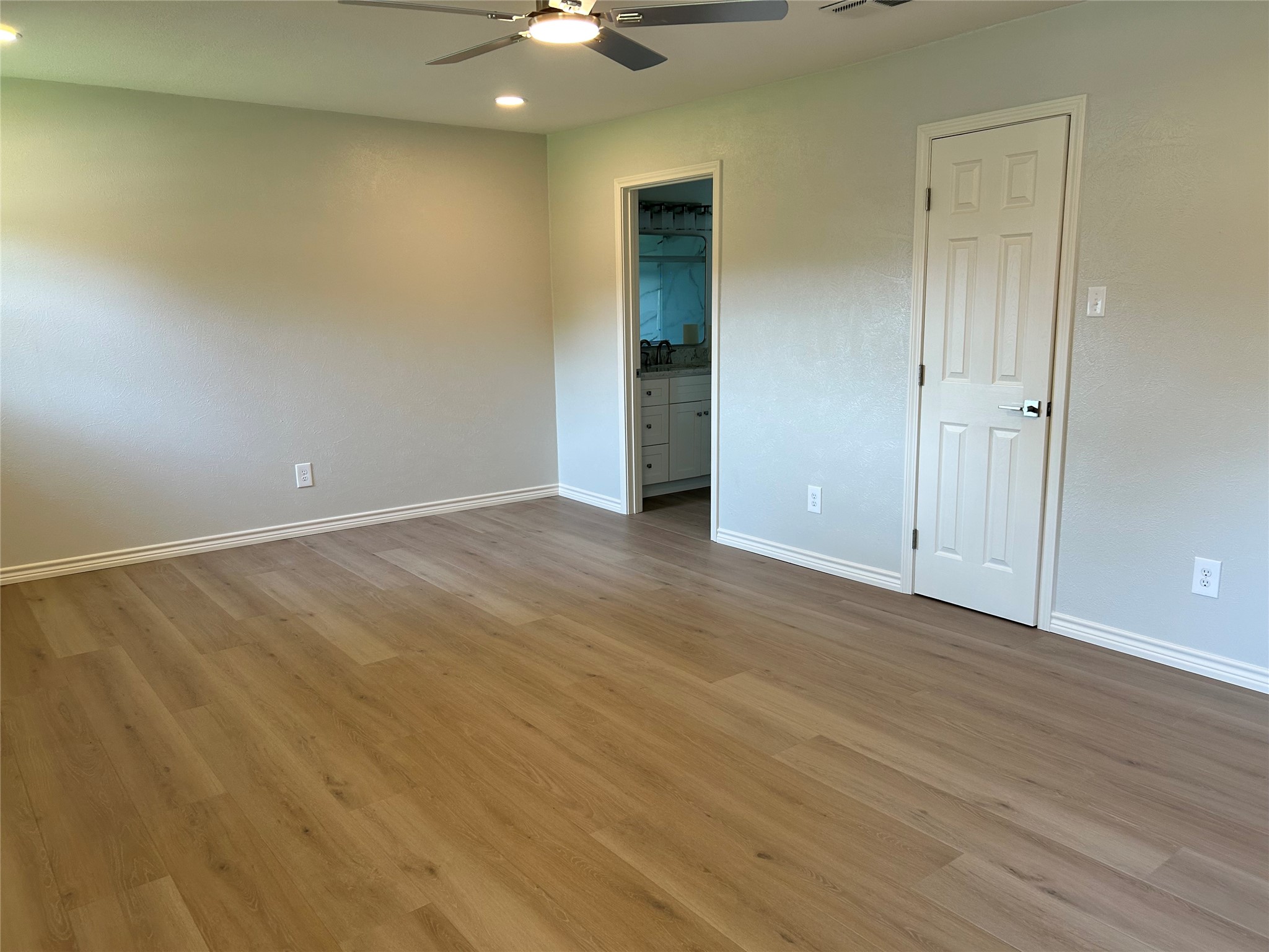 500 Curtis Road Burleson TX 76028