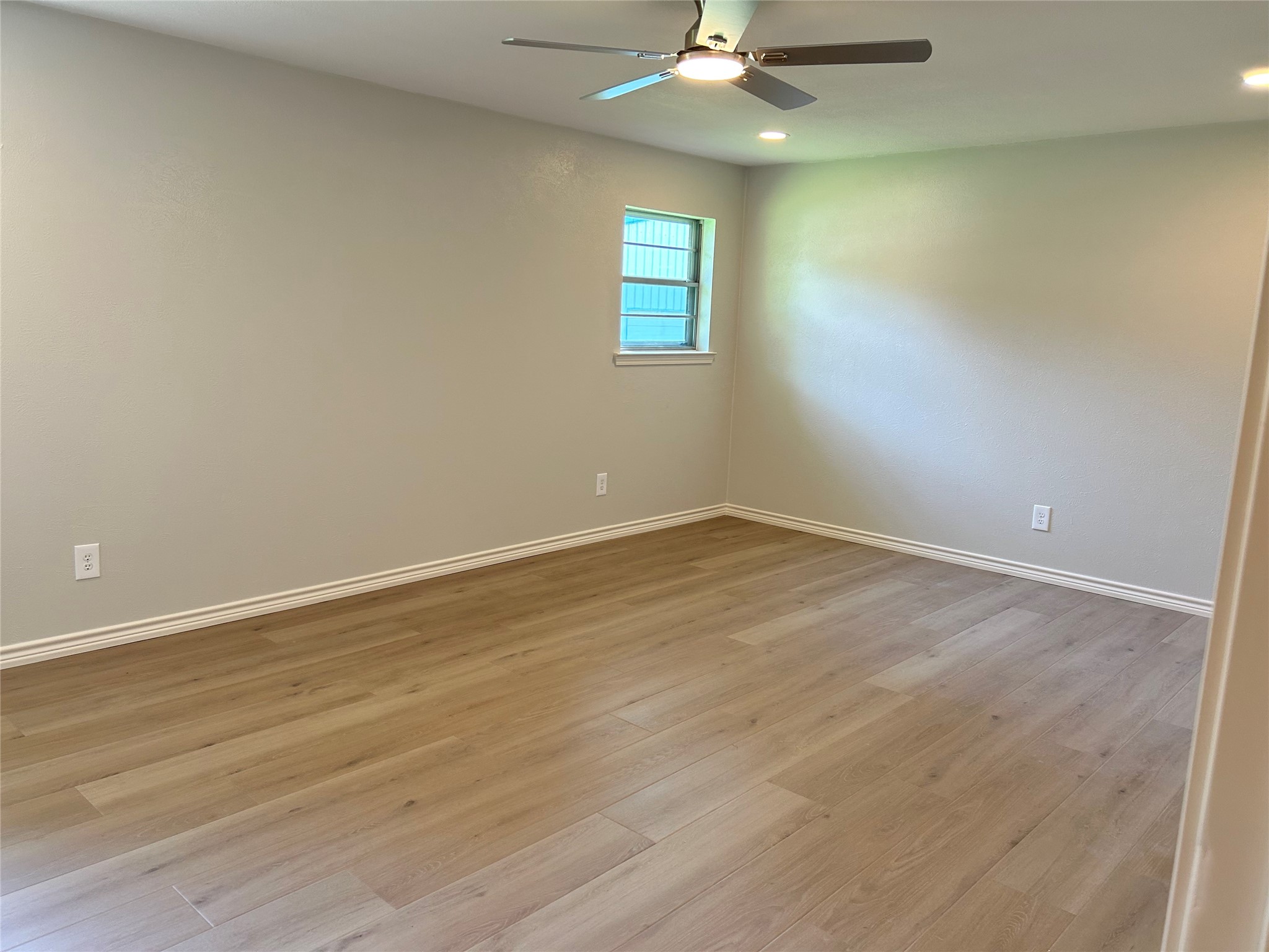 500 Curtis Road Burleson TX 76028