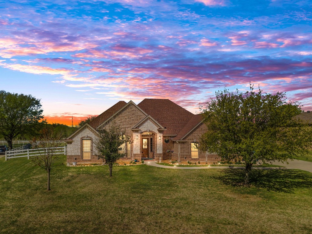 12017 Gainesway Court Haslet TX 76052