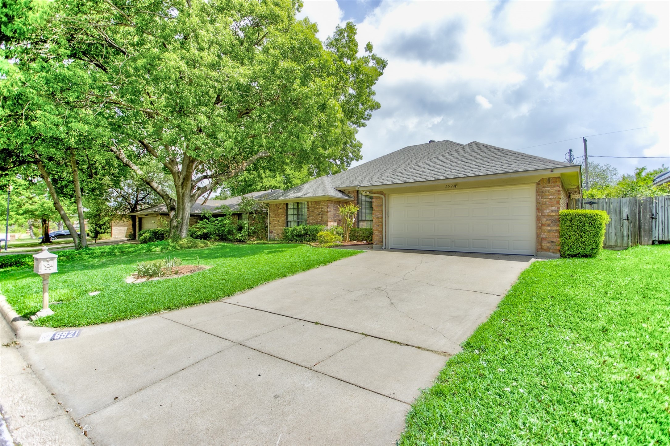 6921 Weatherwood Road Fort Worth TX 76133