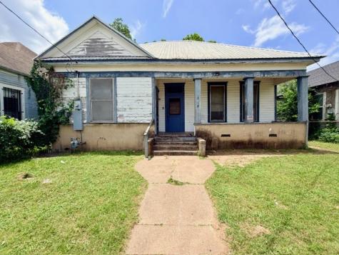 819 S 10th Street Waco TX 76706