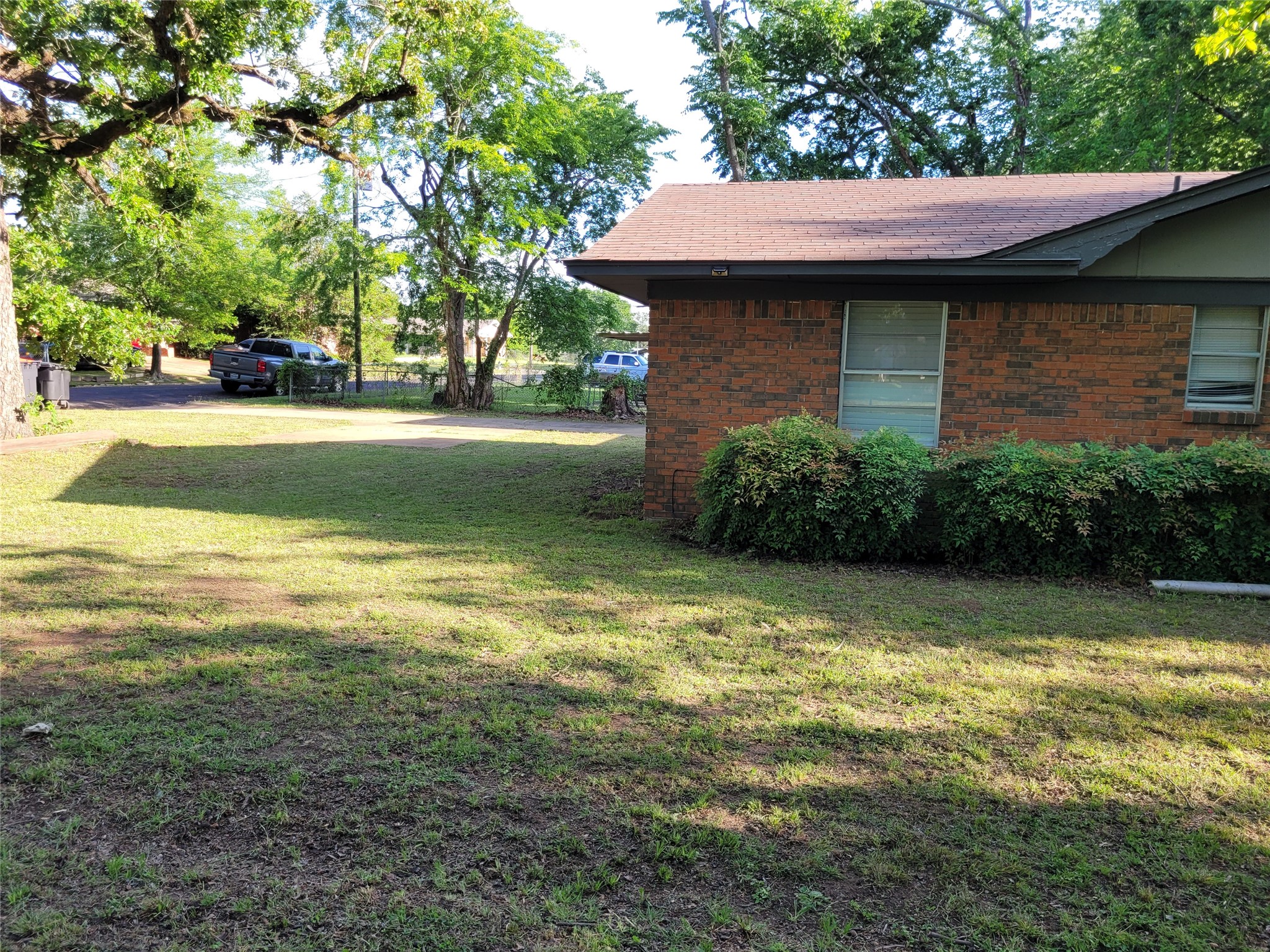 410 SW 22nd Paris TX 75460