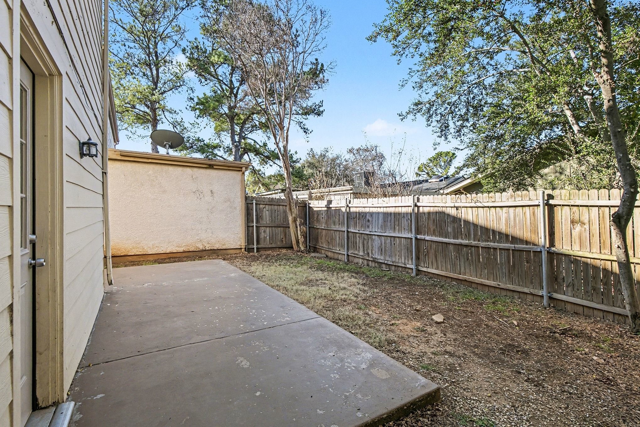 1606 Hawthorne Drive Arlington TX 76012