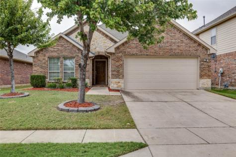1413 Realoaks Drive Fort Worth TX 76131