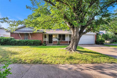 1317 Roberts Avenue Cleburne TX 76033
