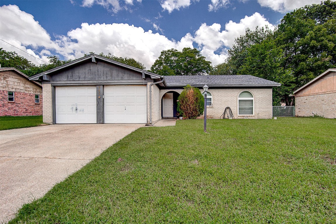 540 NW Sandra Lane Burleson TX 76028