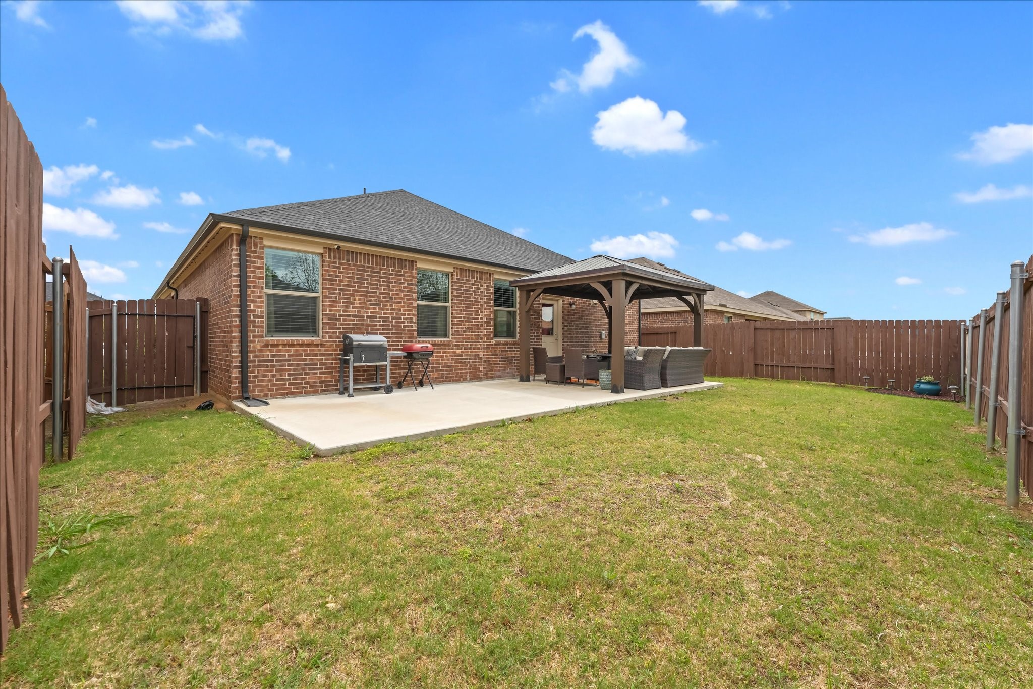 909 First Street Sanger TX 76266