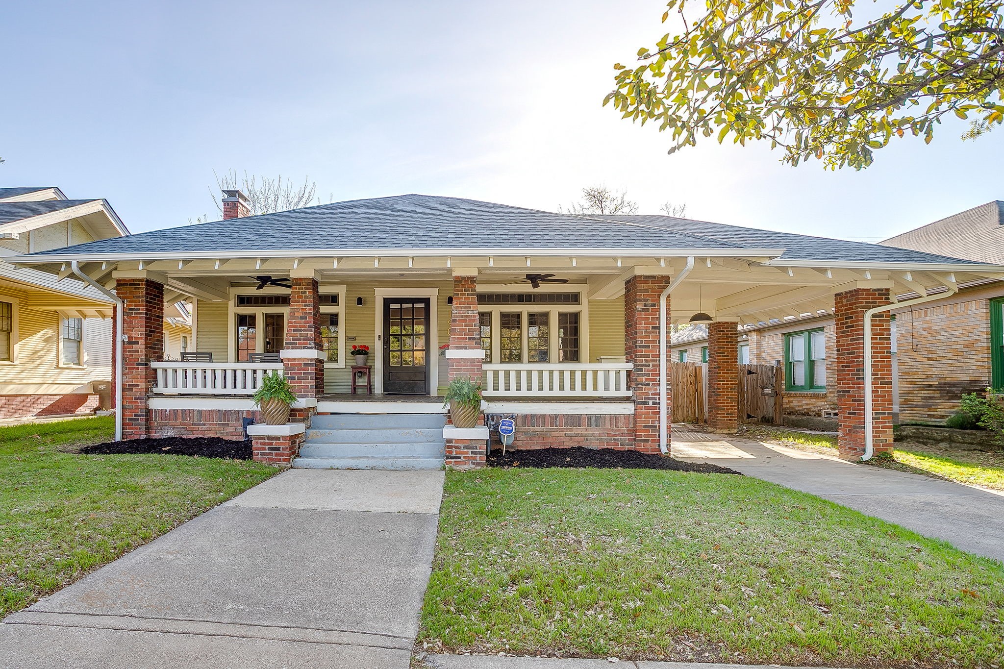 1903 College Avenue Fort Worth TX 76110