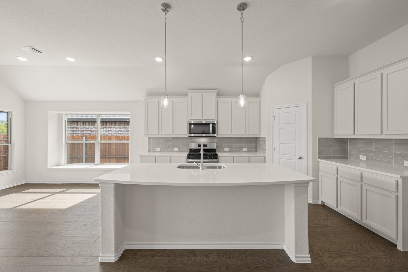 10809 Rothland Street Fort Worth TX 76036