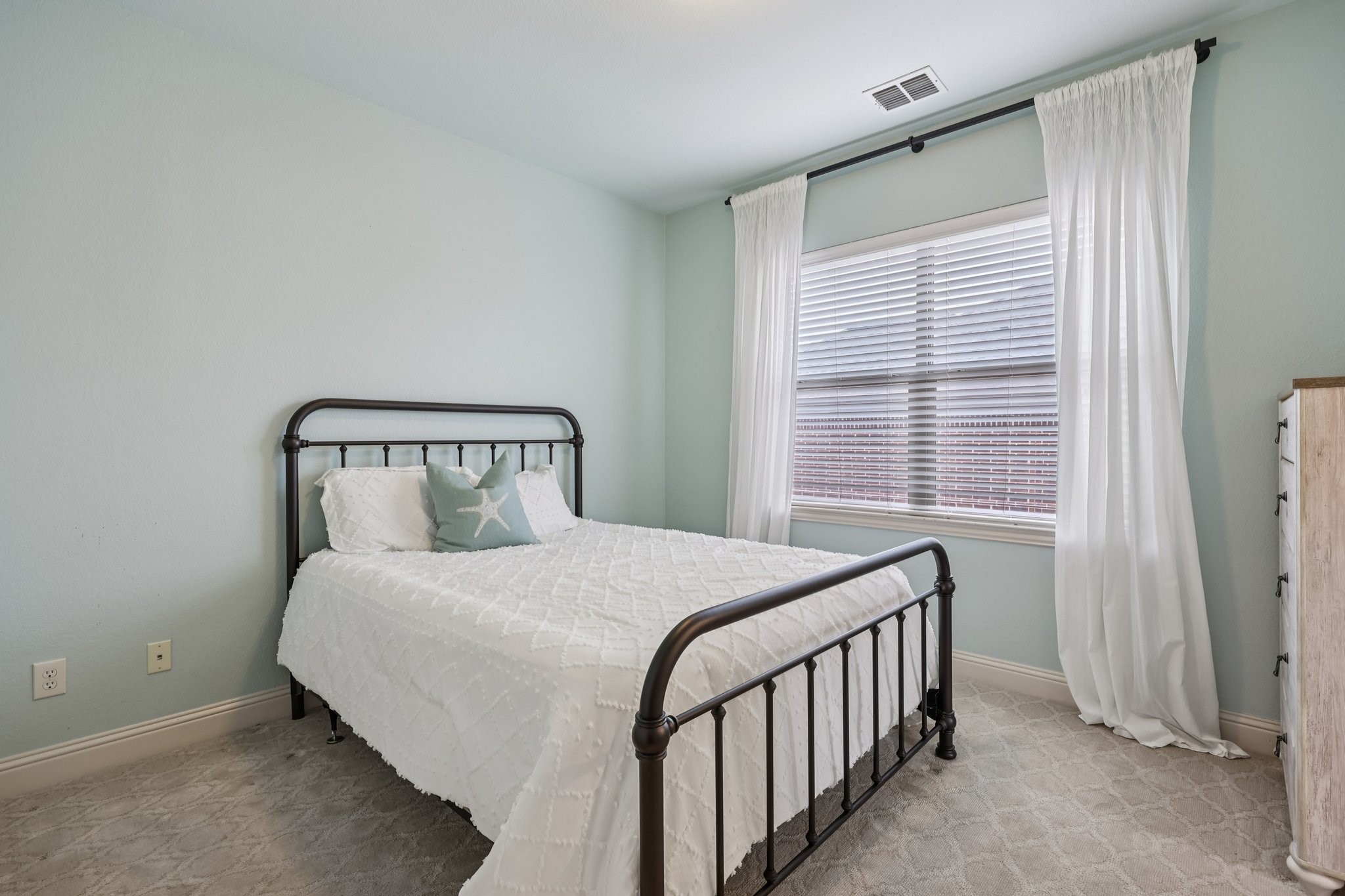 2570 Clearfield Lane Frisco TX 75036