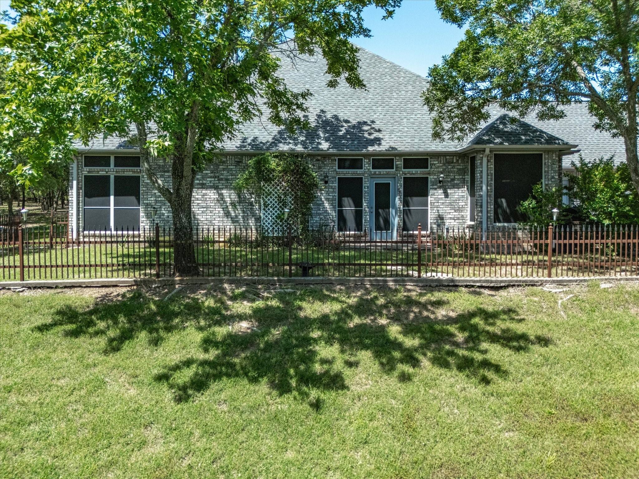 600 County Road 1790 Sunset TX 76270