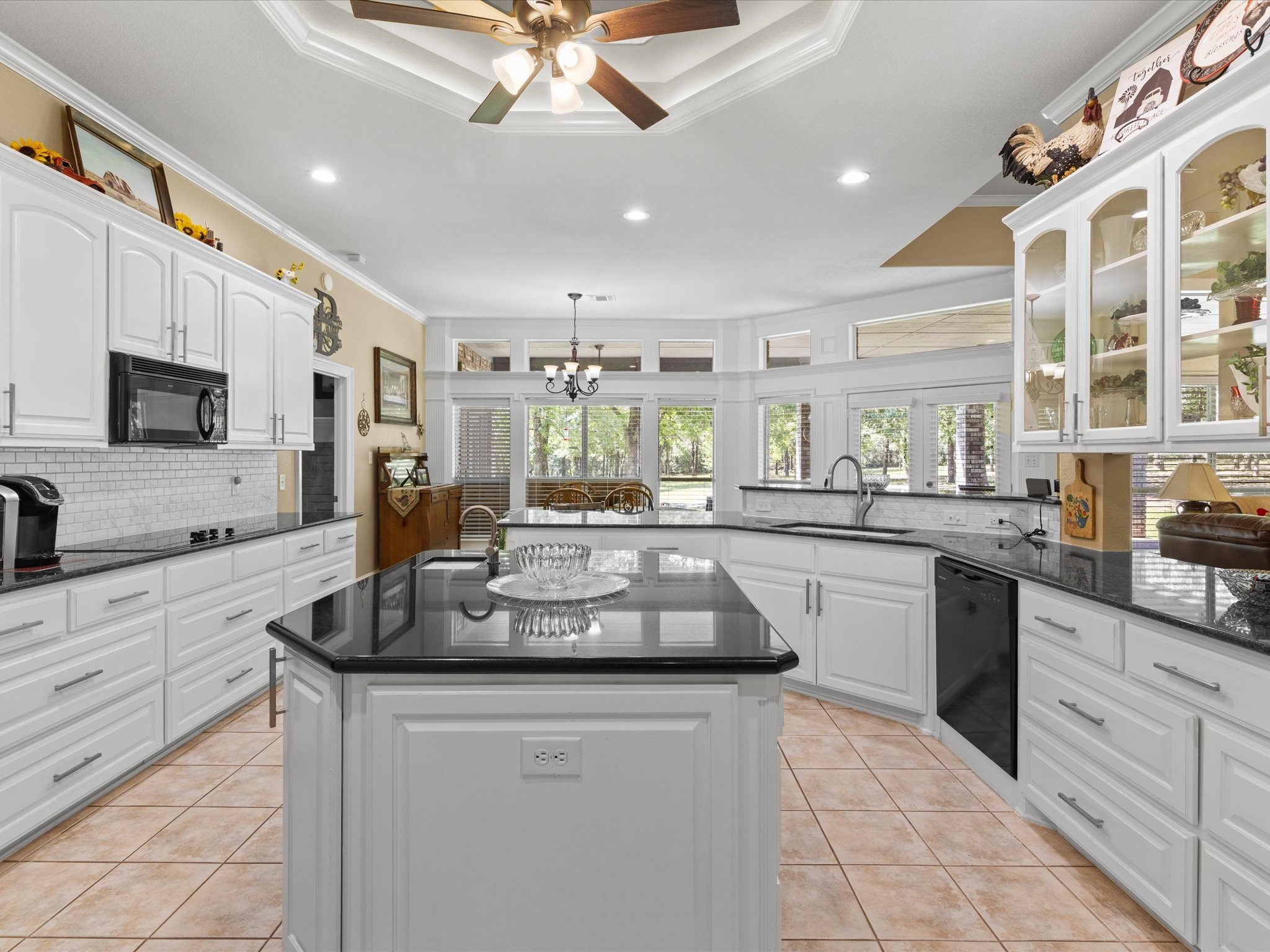 600 County Road 1790 Sunset TX 76270