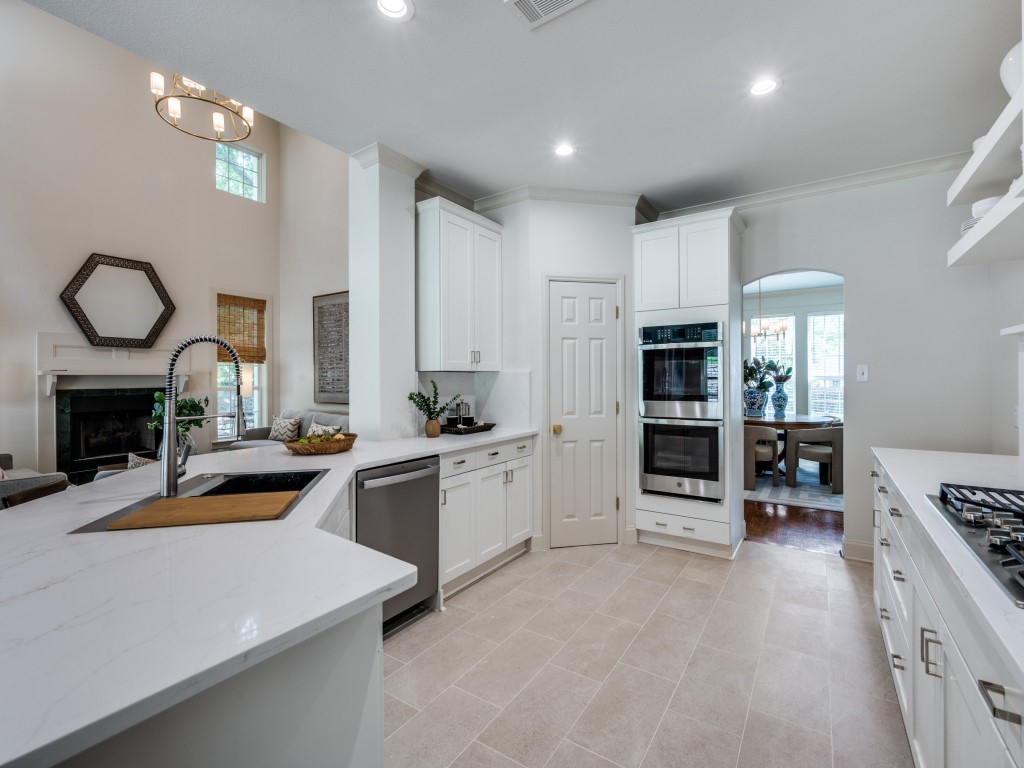 4217 Shadow Drive Fort Worth TX 76116