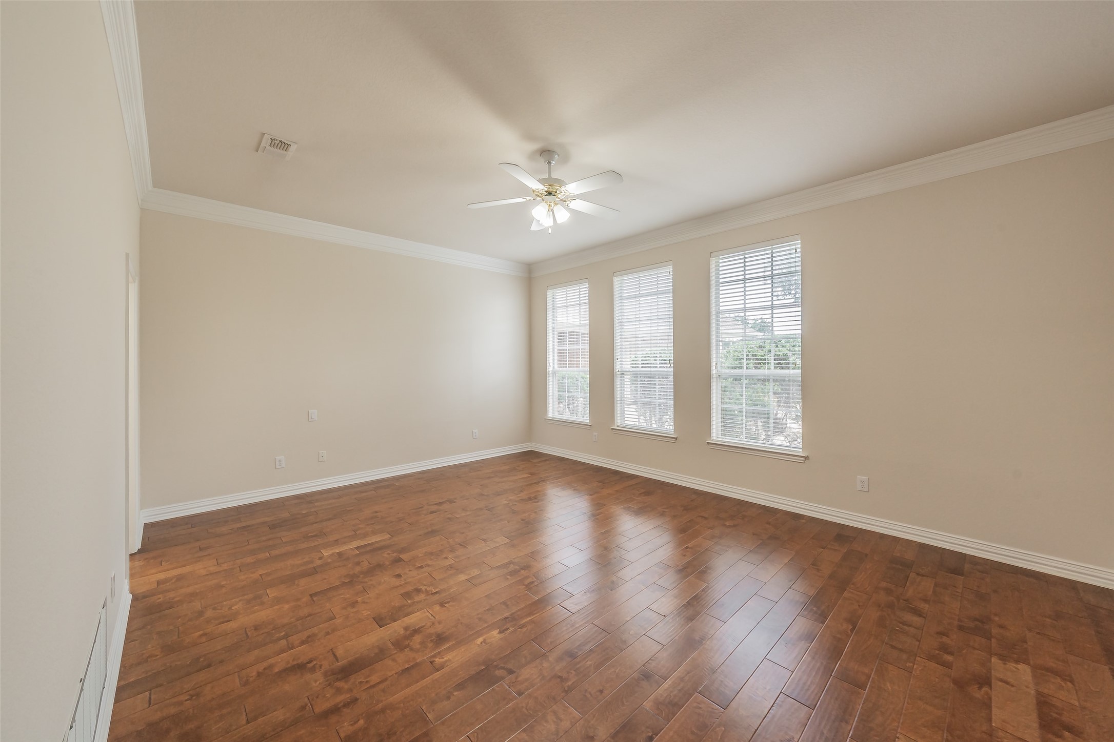 1049 Van Zandt Court Haslet TX 76052