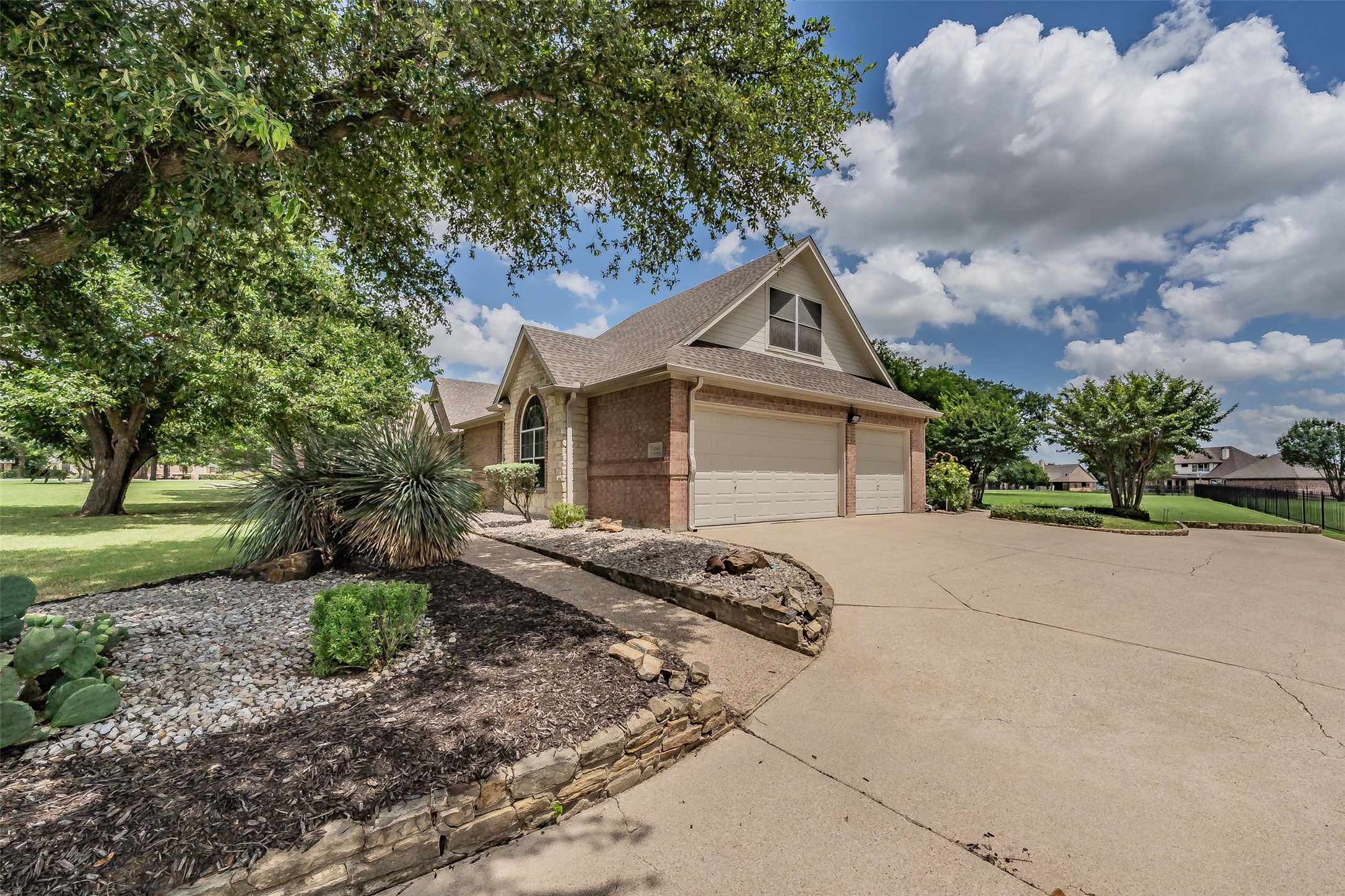 1049 Van Zandt Court Haslet TX 76052