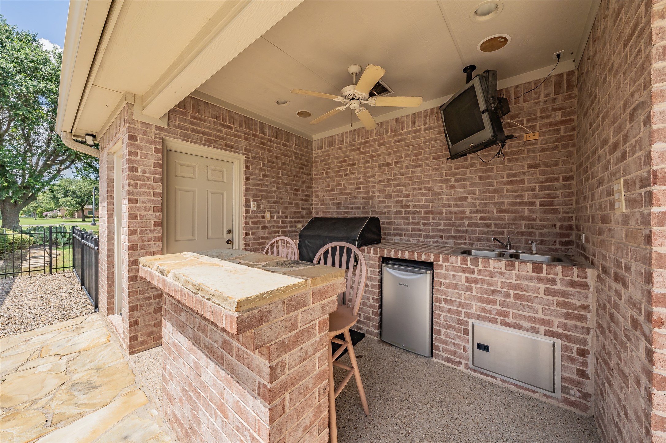 1049 Van Zandt Court Haslet TX 76052