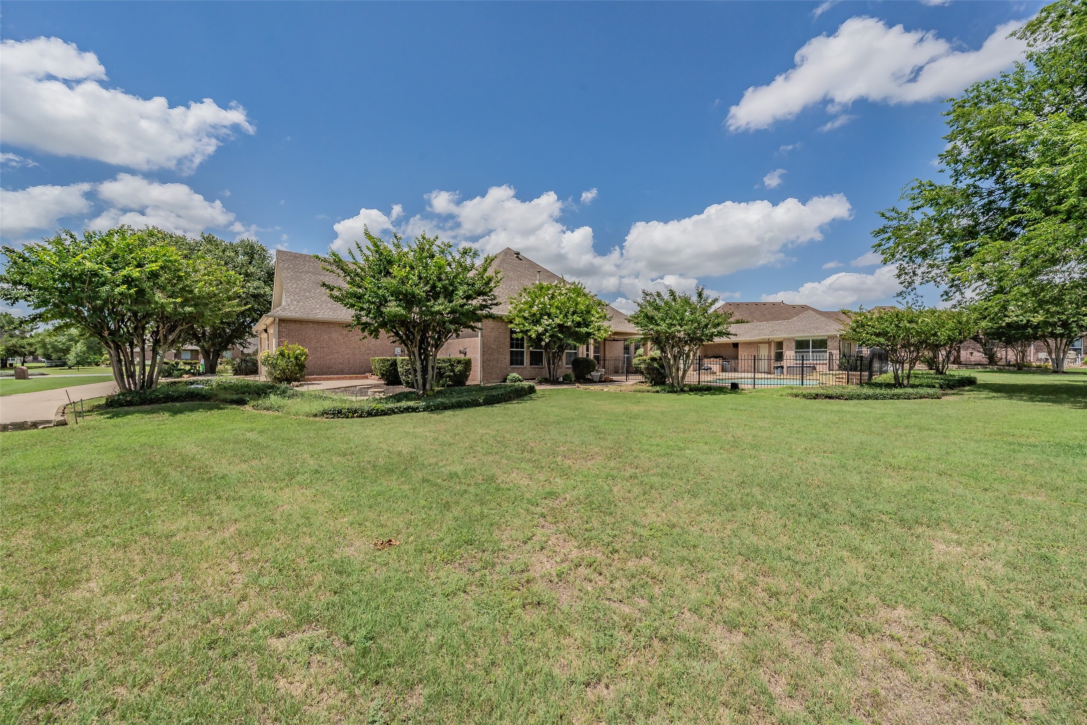 1049 Van Zandt Court Haslet TX 76052