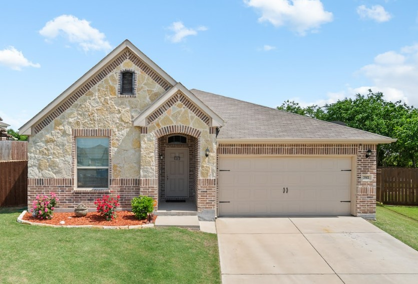 3901 Kensington Drive Sanger TX 76266