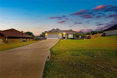1307 Shawnee Trail Granbury TX 76048