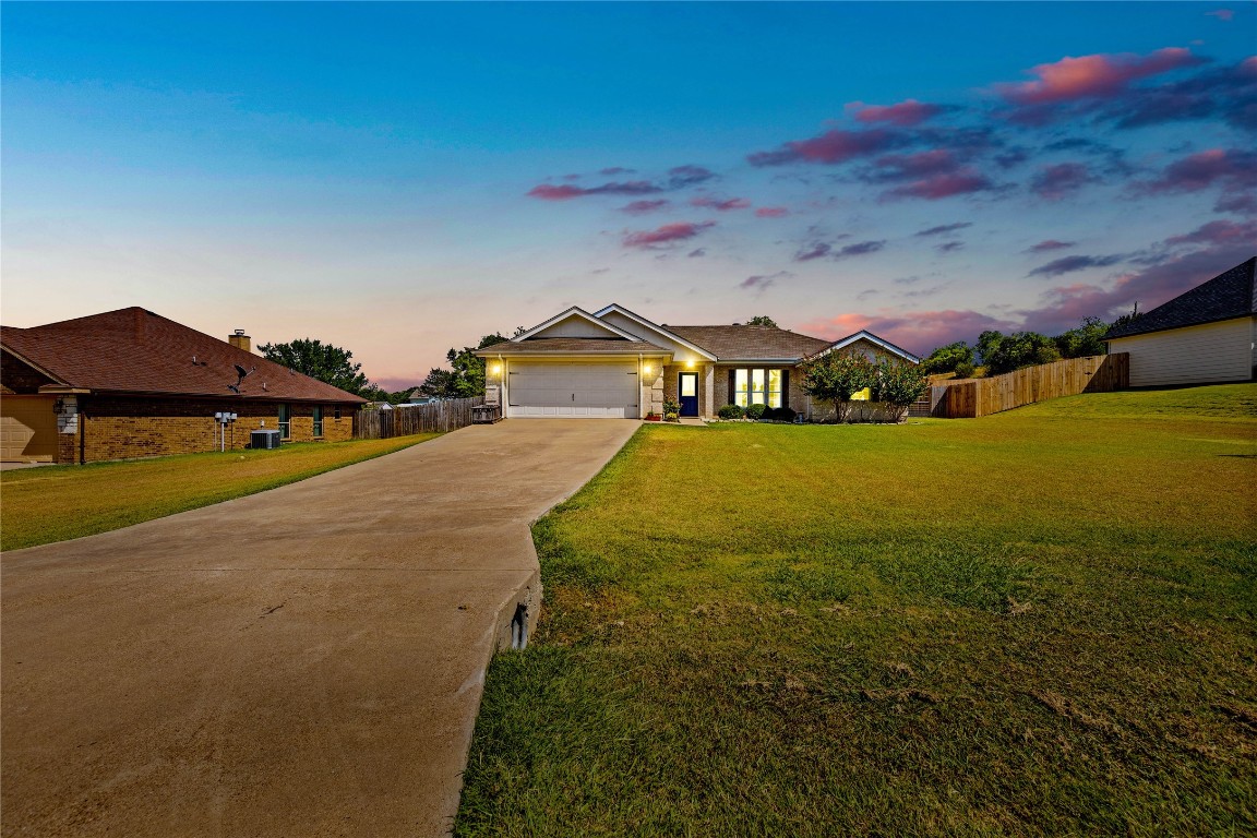 1307 Shawnee Trail Granbury TX 76048