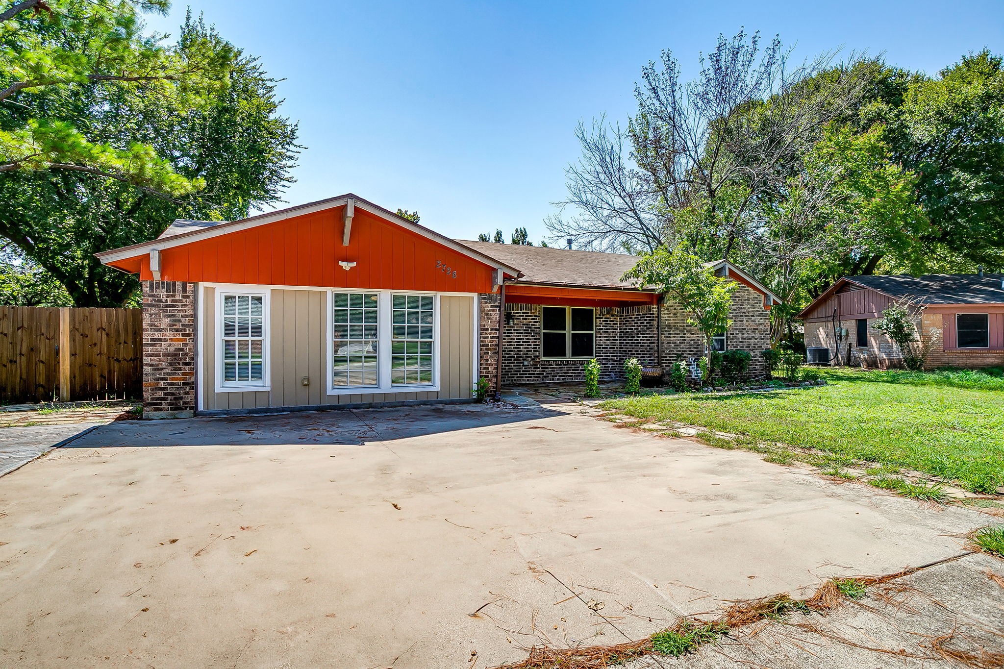 2728 Foxcroft Circle Denton TX 76209
