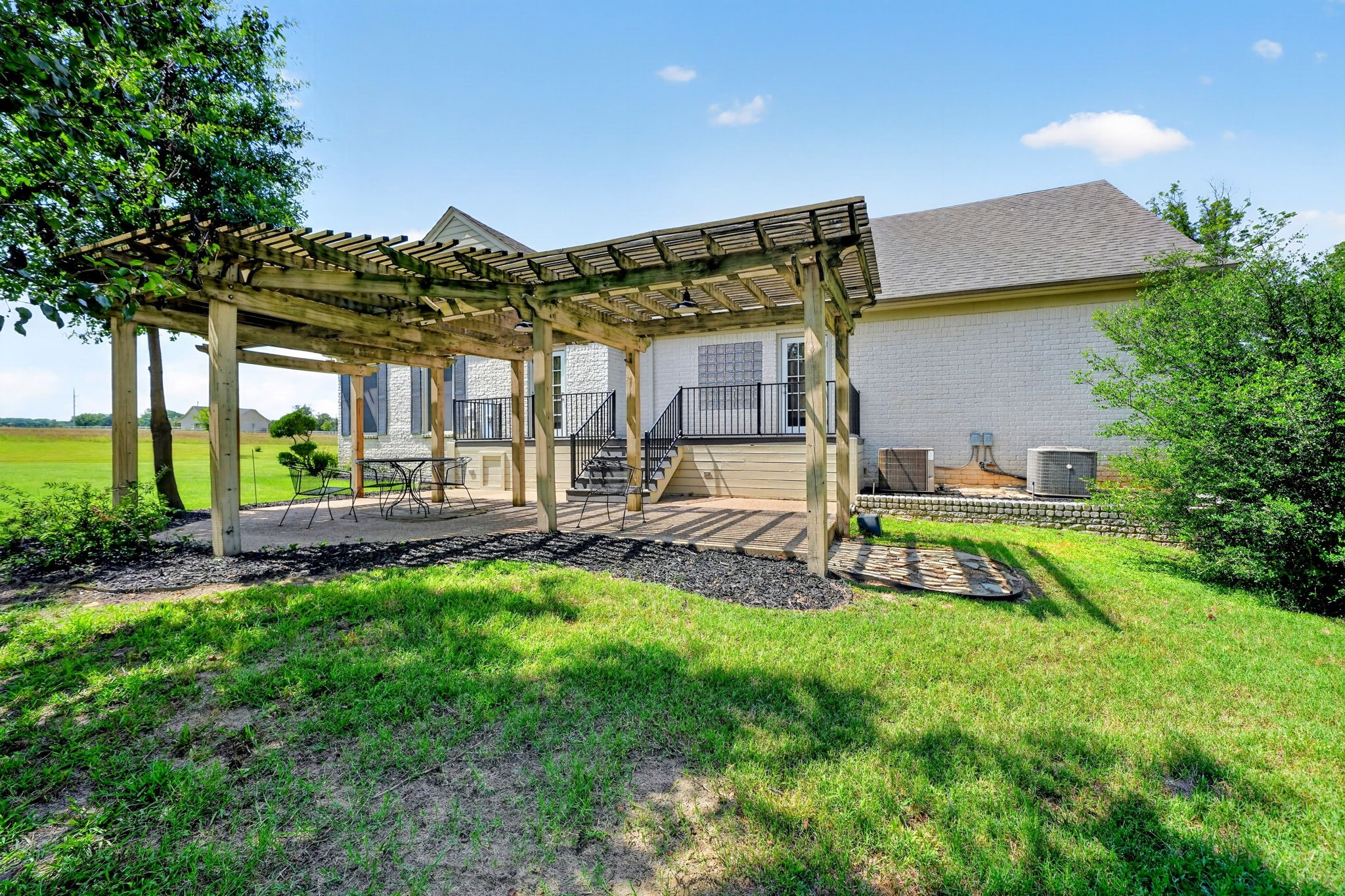 1901 Rose Point Athens TX 75752