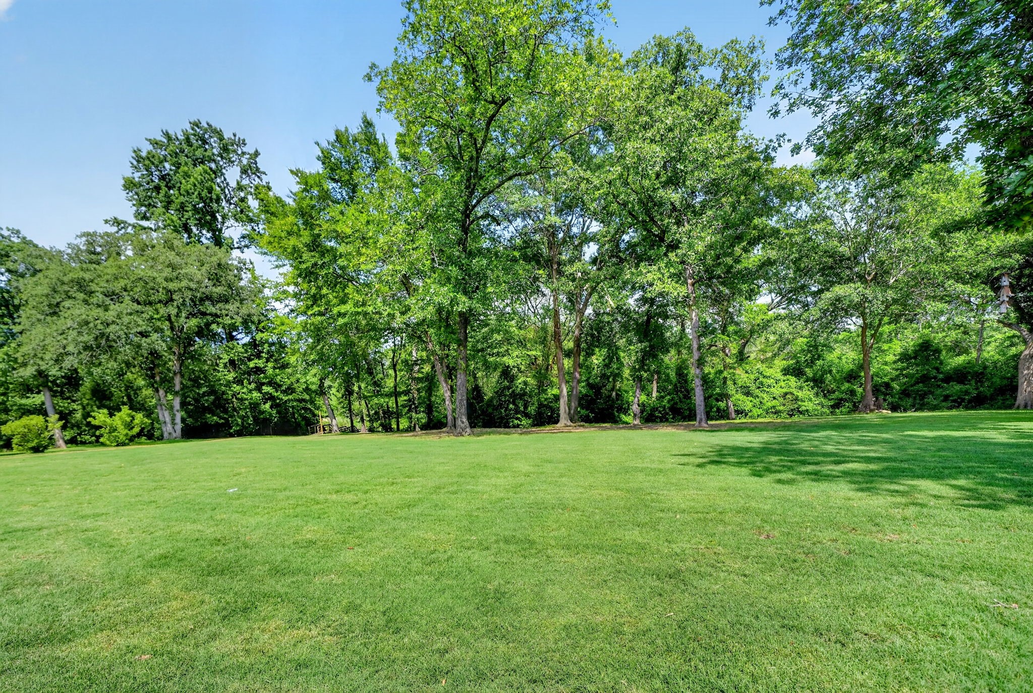 1901 Rose Point Athens TX 75752
