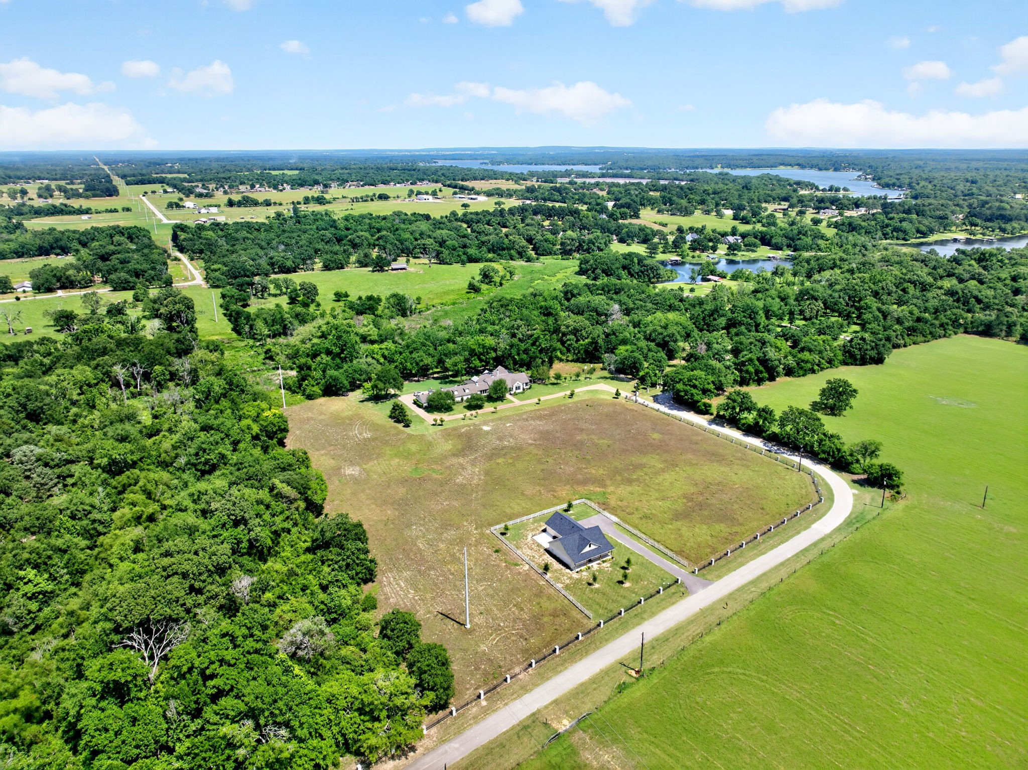 1901 Rose Point Athens TX 75752