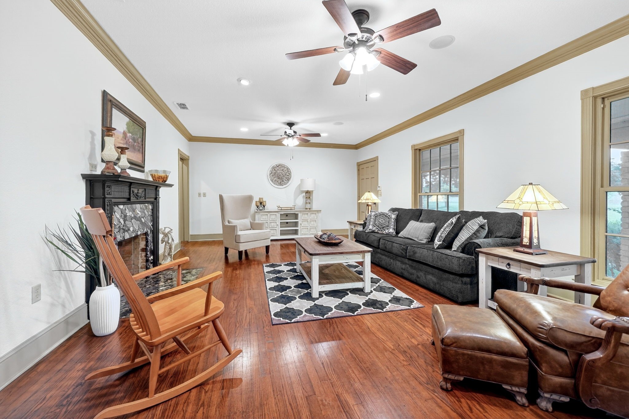1901 Rose Point Athens TX 75752