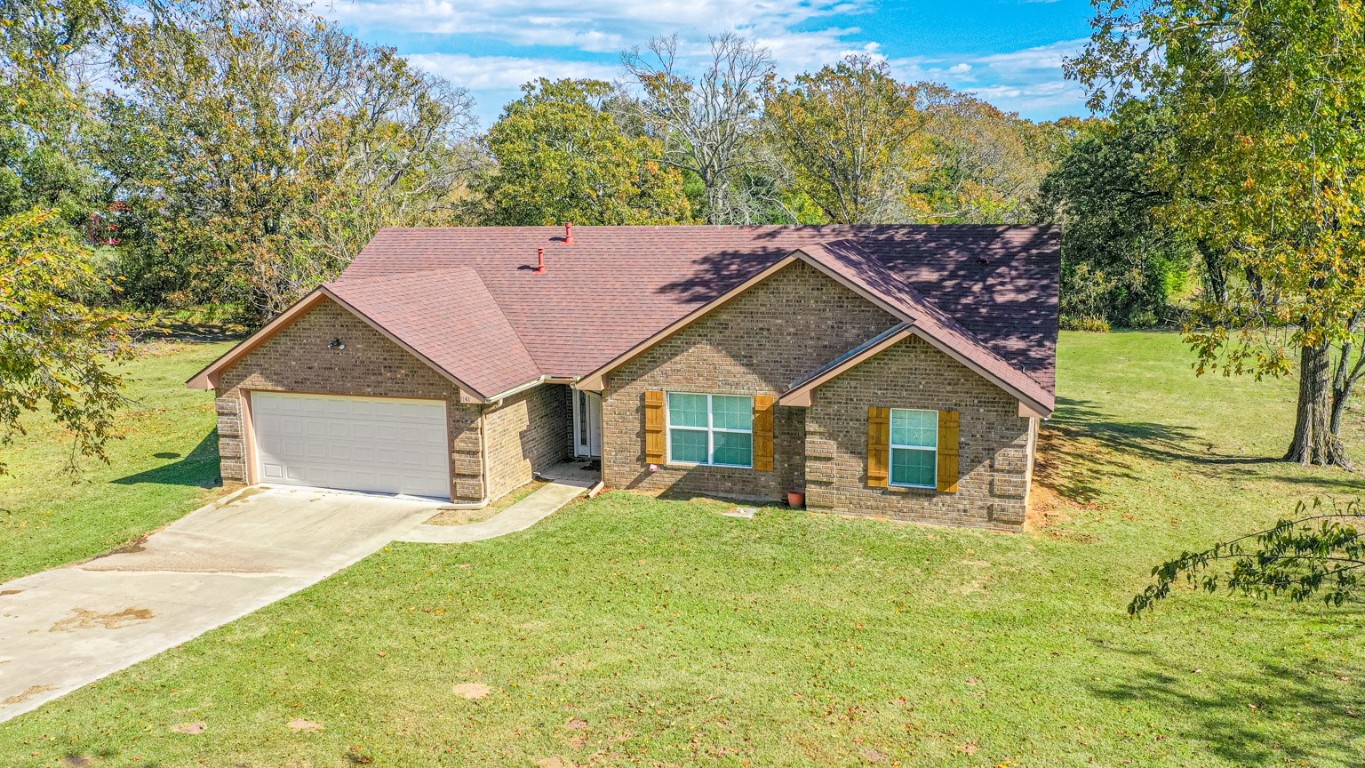 1141 Martin Street Chandler TX 75758