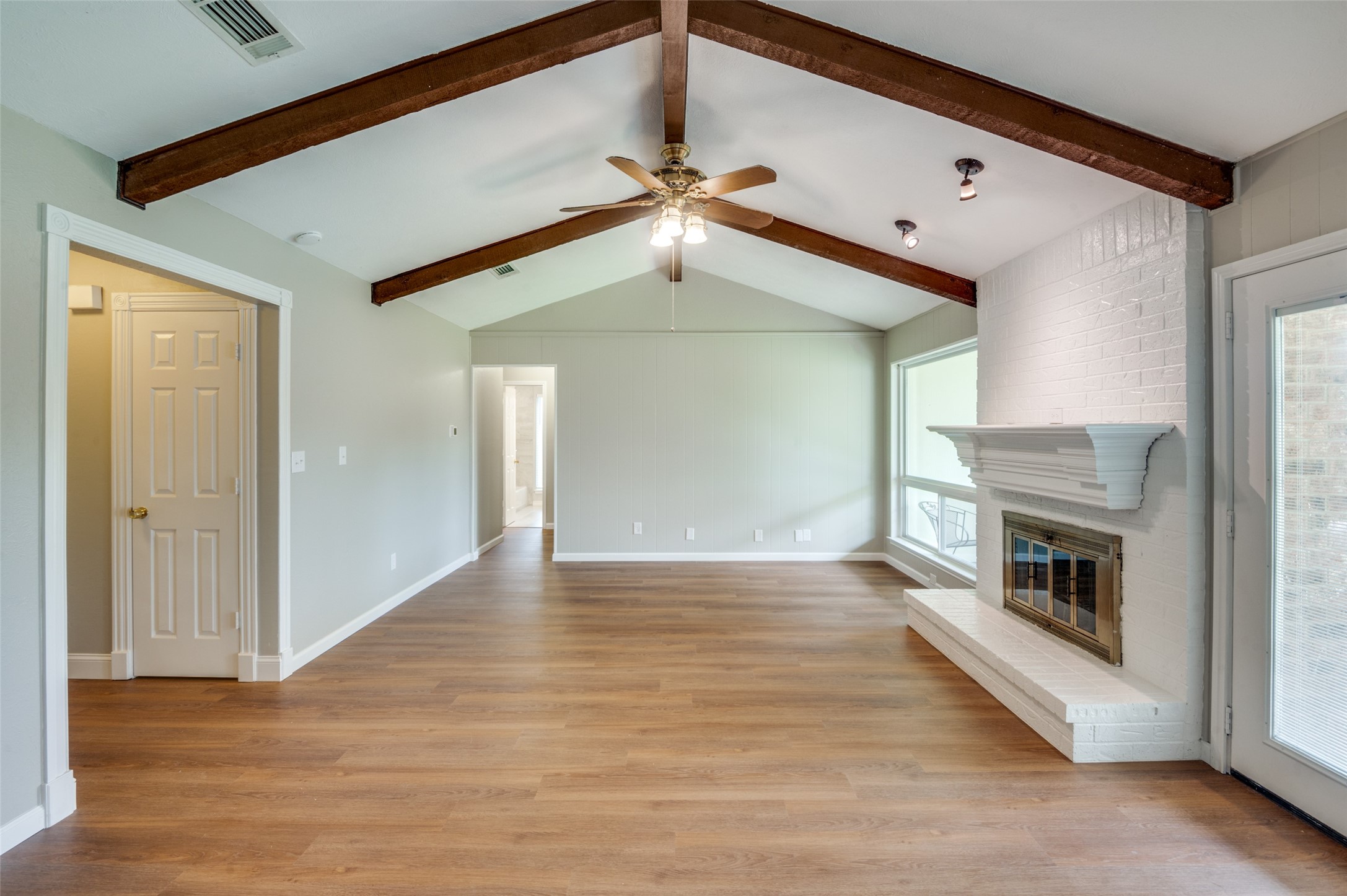 2824 Bluebonnet Lane Bedford TX 76021
