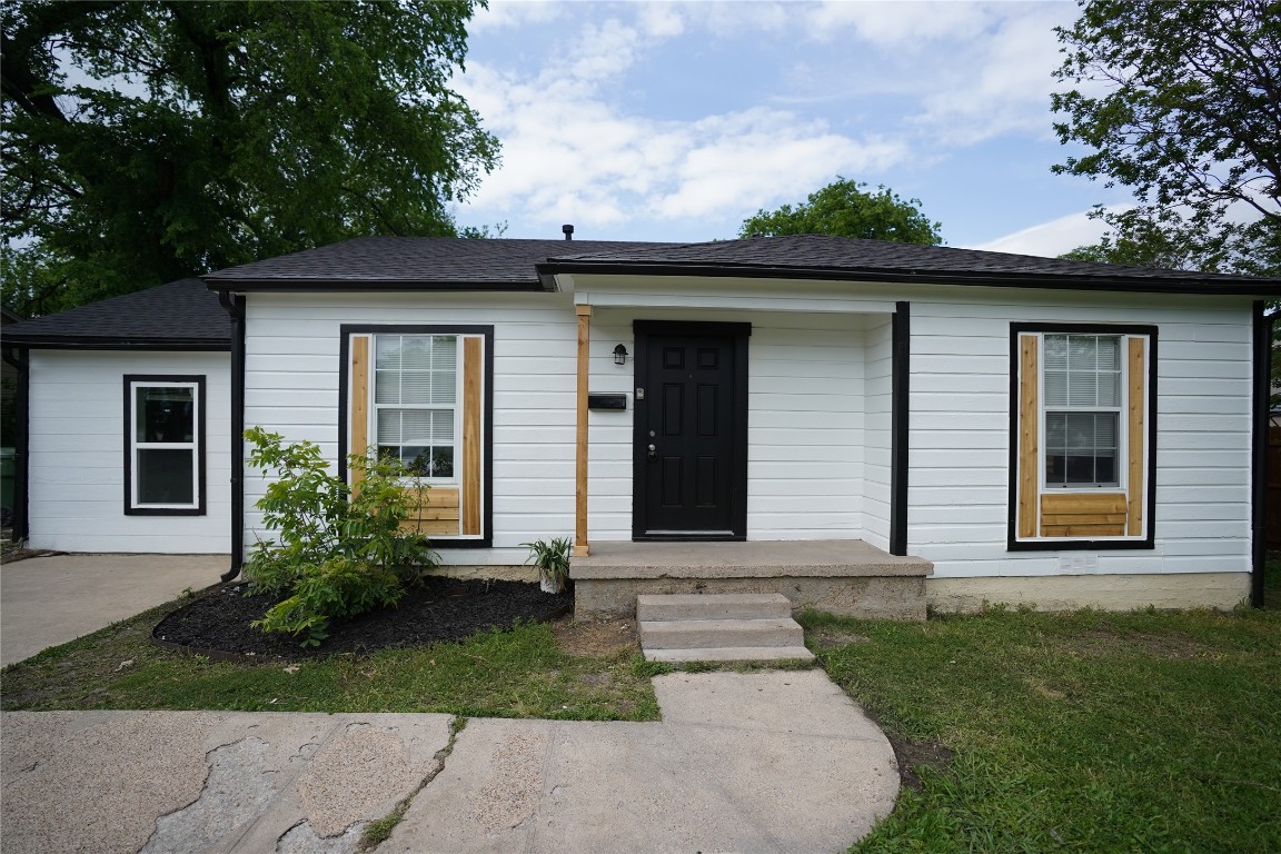 121 W Avenue F Garland TX 75040