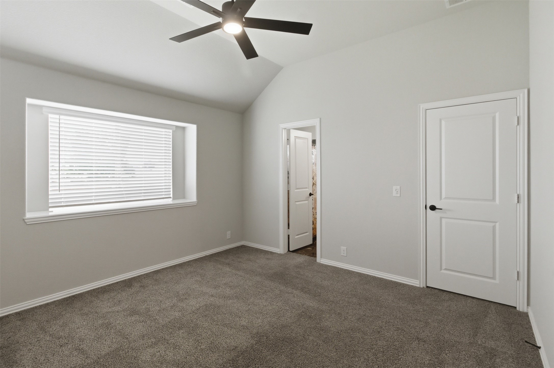 902 S Bluebird Lane Midlothian TX 76065