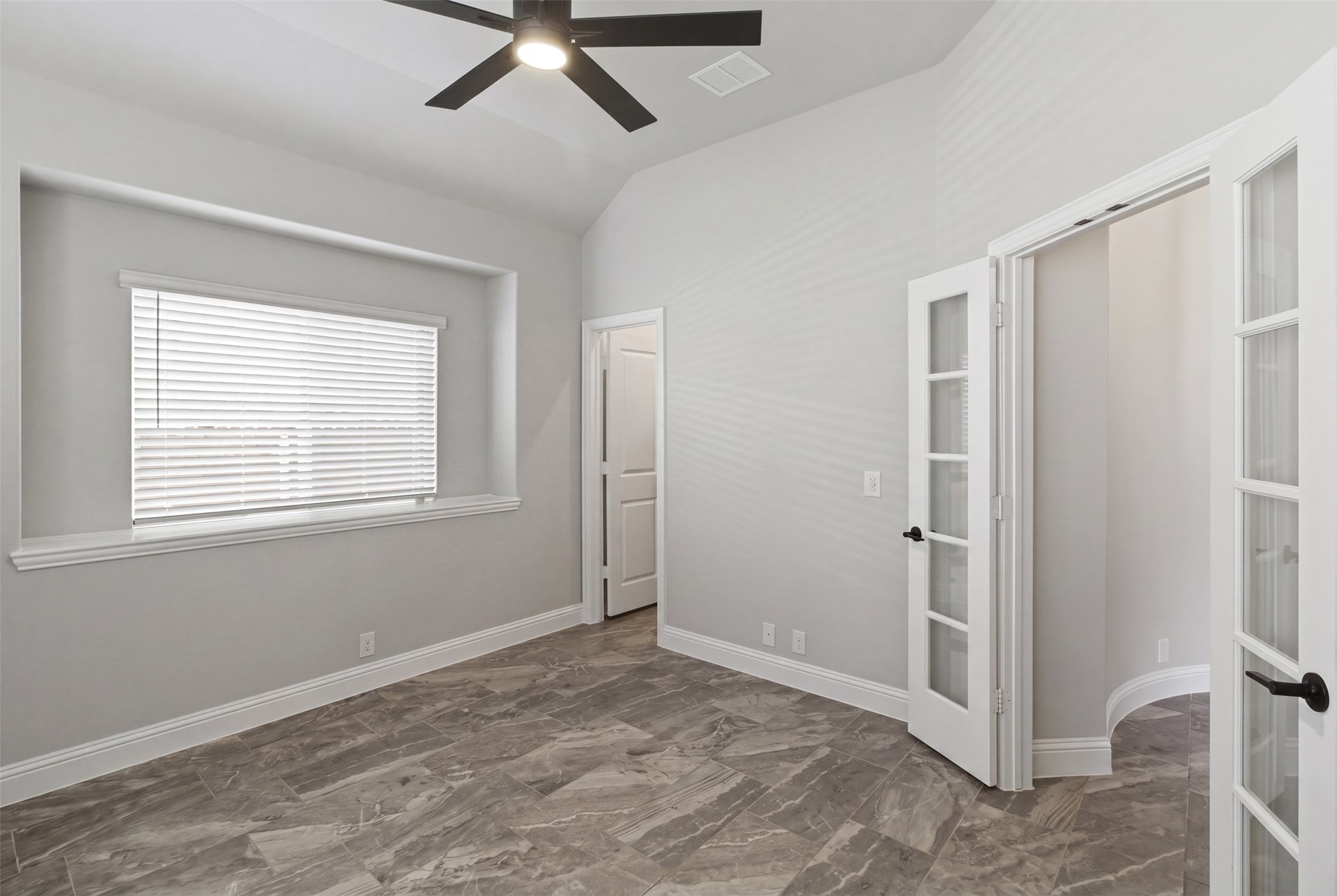 902 S Bluebird Lane Midlothian TX 76065
