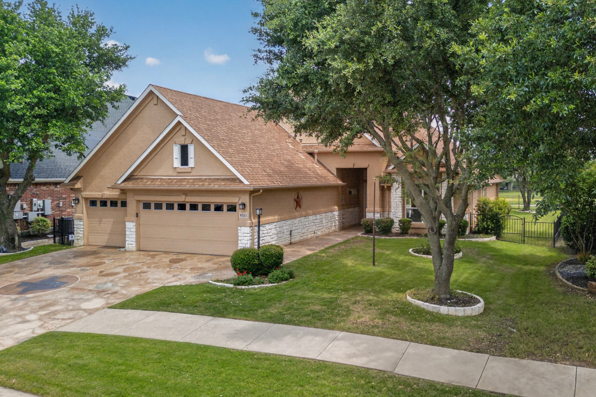 9313 Grandview Drive Denton TX 76207