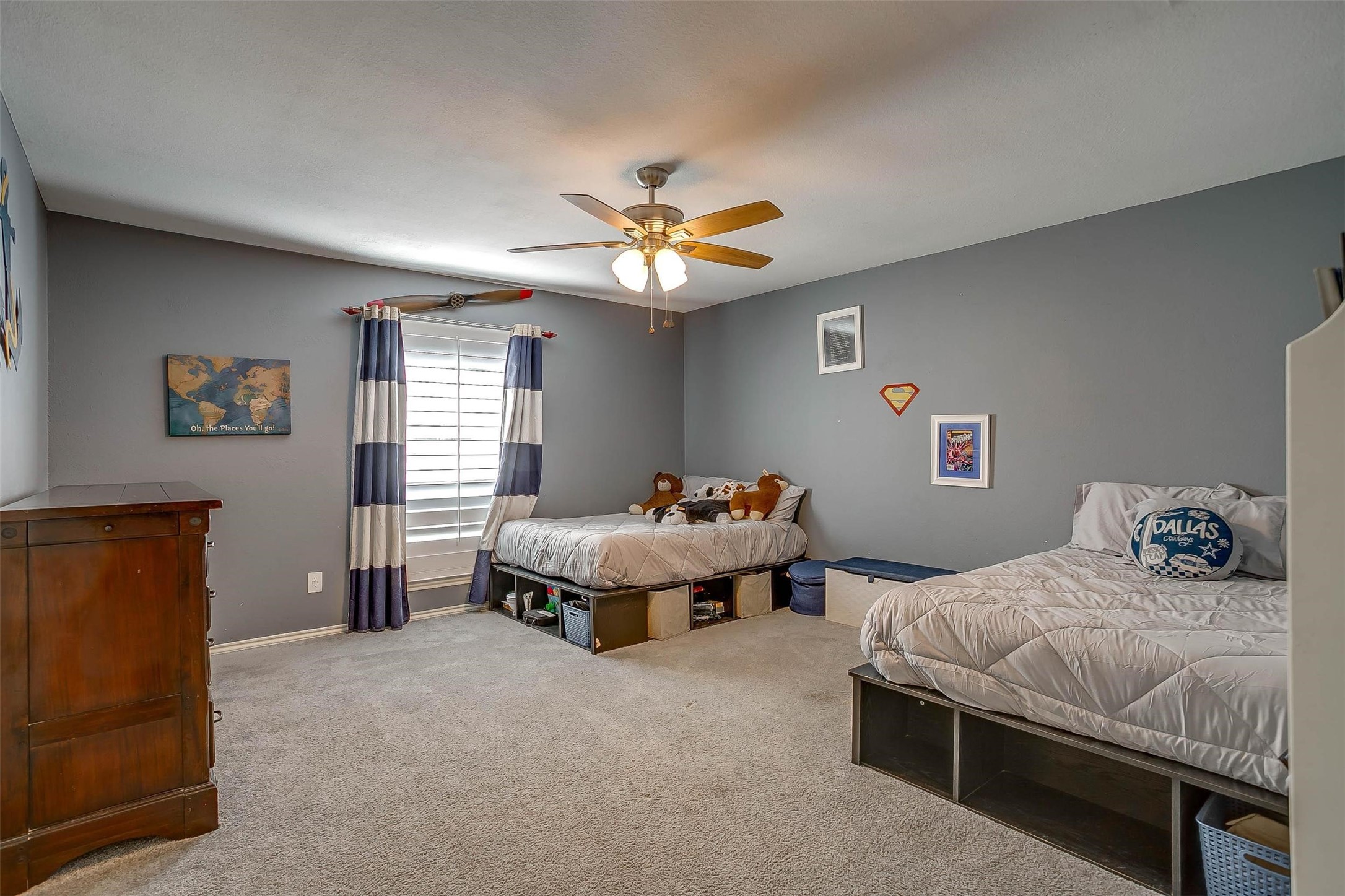 124 Cliffside Drive S Burleson TX 76028