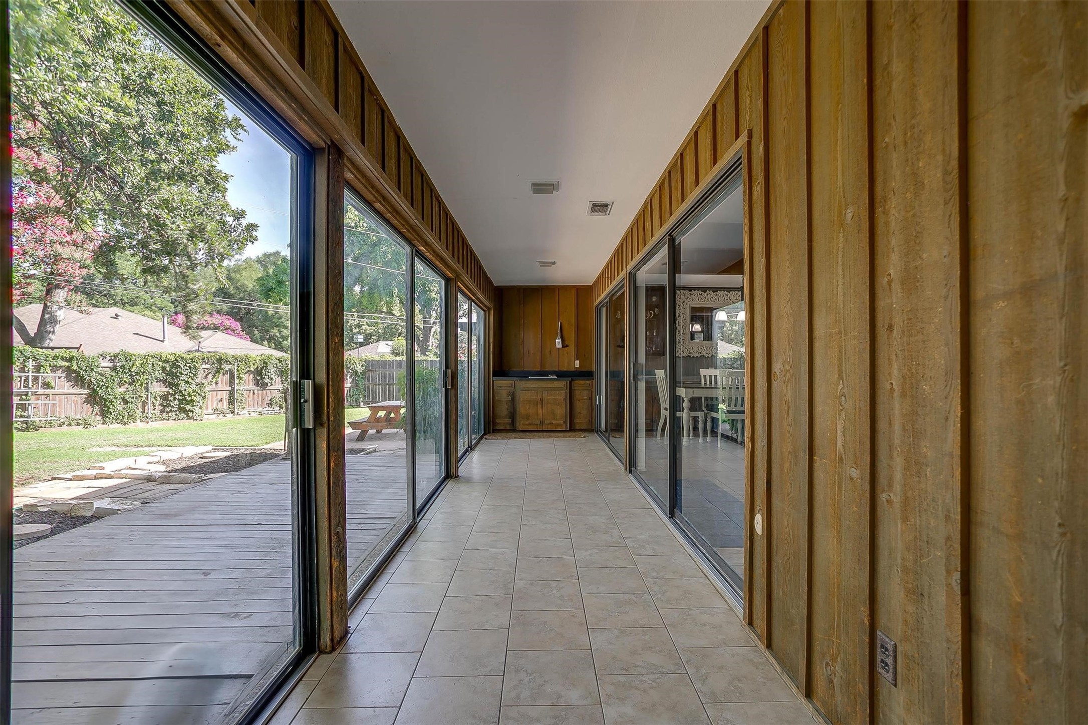 124 Cliffside Drive S Burleson TX 76028