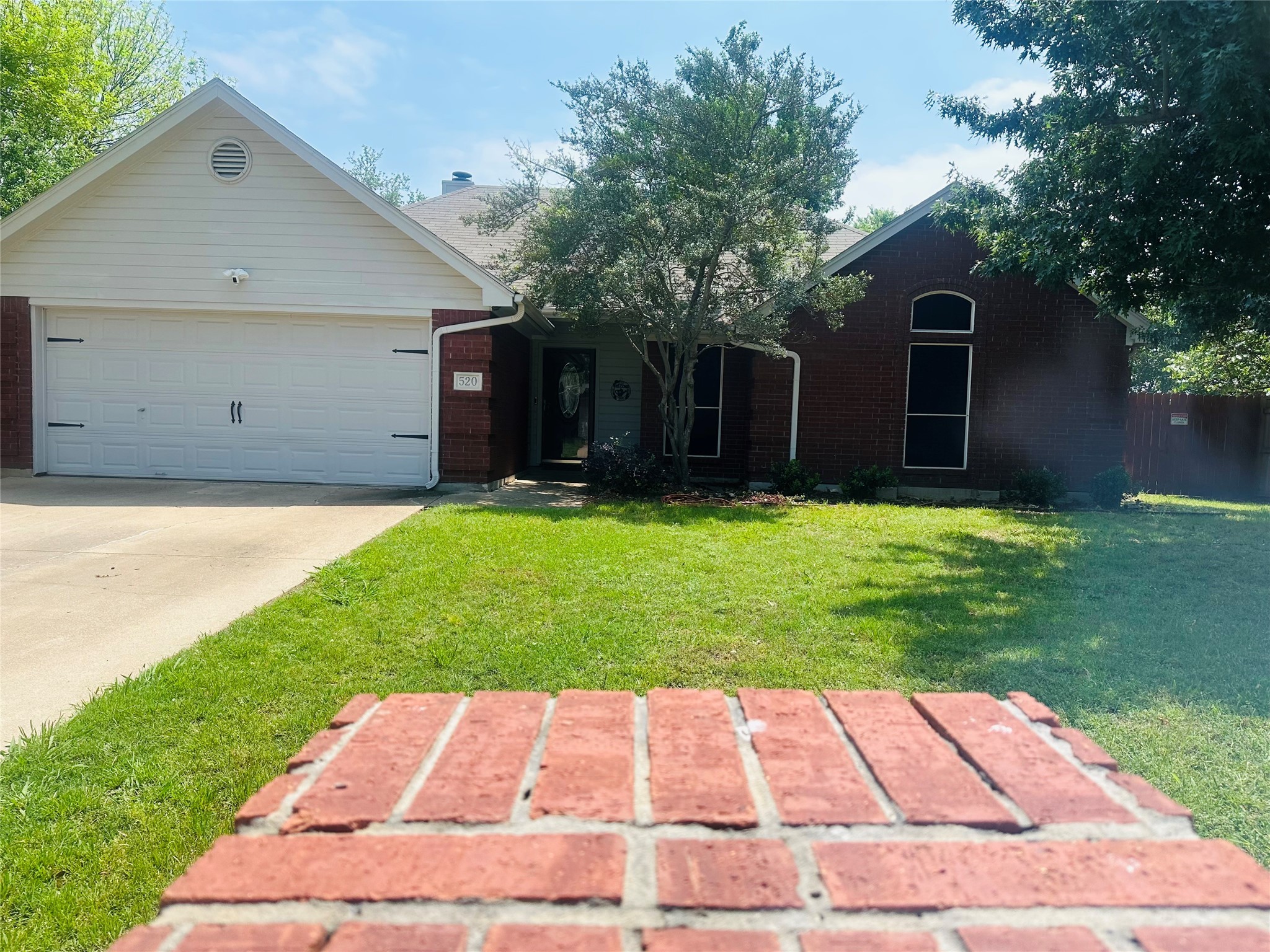 520 Pleasant Valley Drive Burleson TX 76028