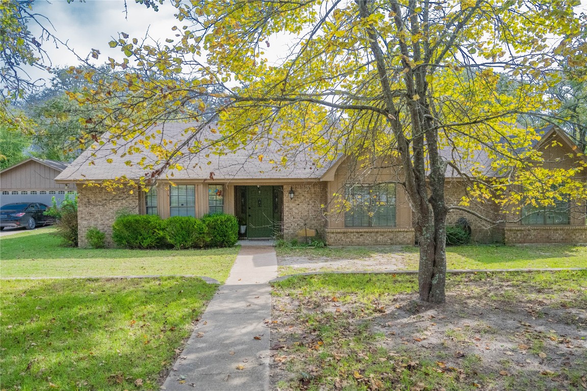 9375 County Road 309 Buffalo TX 75831