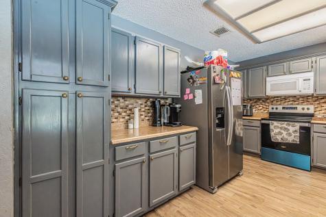 2110 Cold Springs Drive Arlington TX 76017
