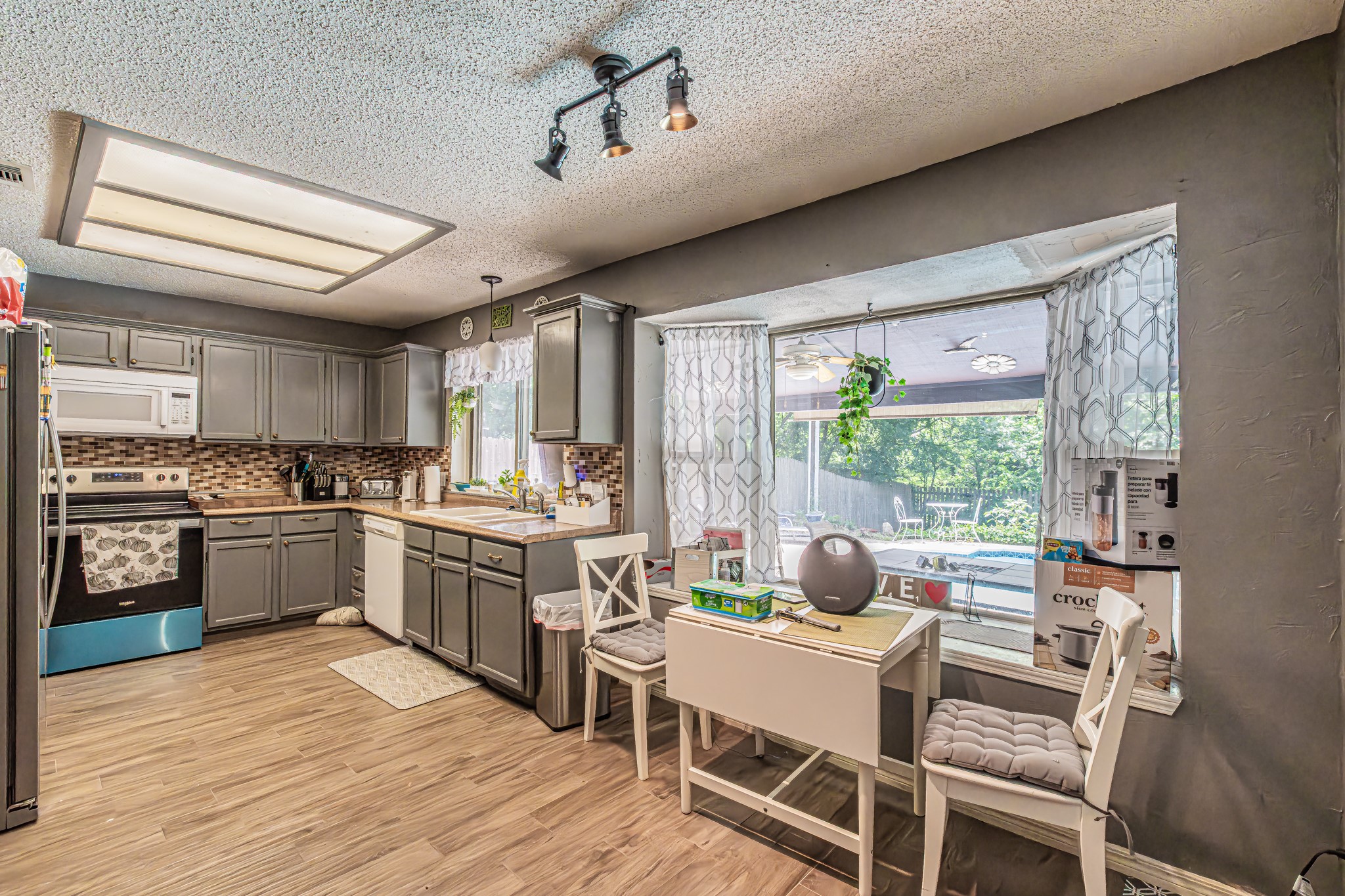 2110 Cold Springs Drive Arlington TX 76017