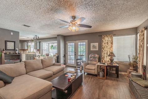 2110 Cold Springs Drive Arlington TX 76017
