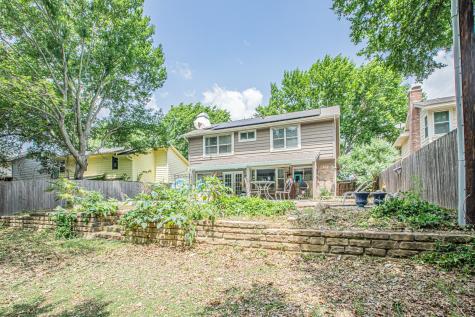 2110 Cold Springs Drive Arlington TX 76017