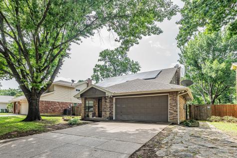 2110 Cold Springs Drive Arlington TX 76017