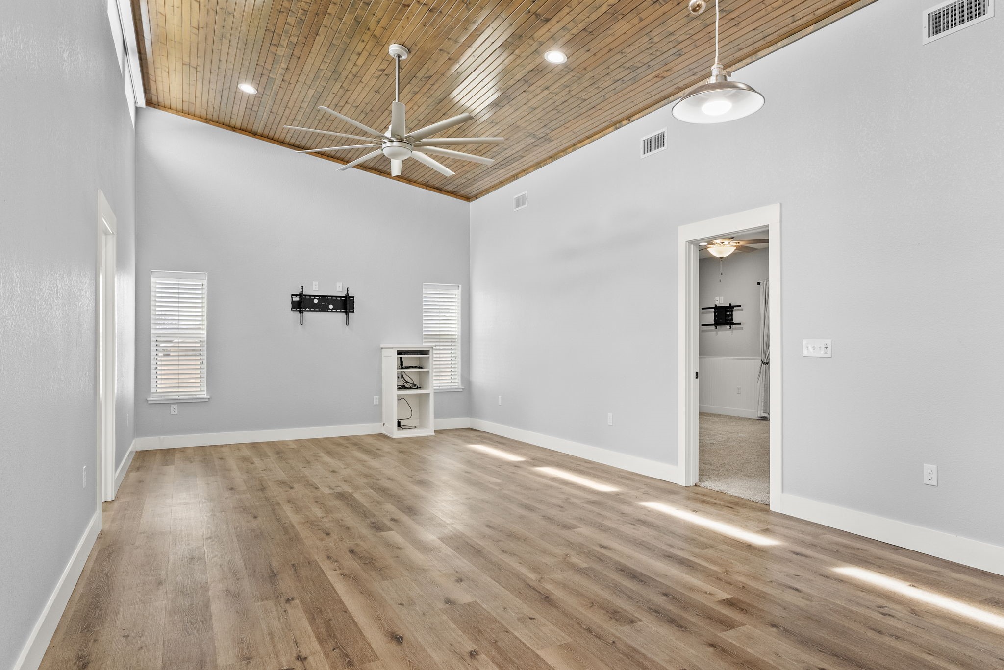 2800 Cr 2330 Mineola TX 75773