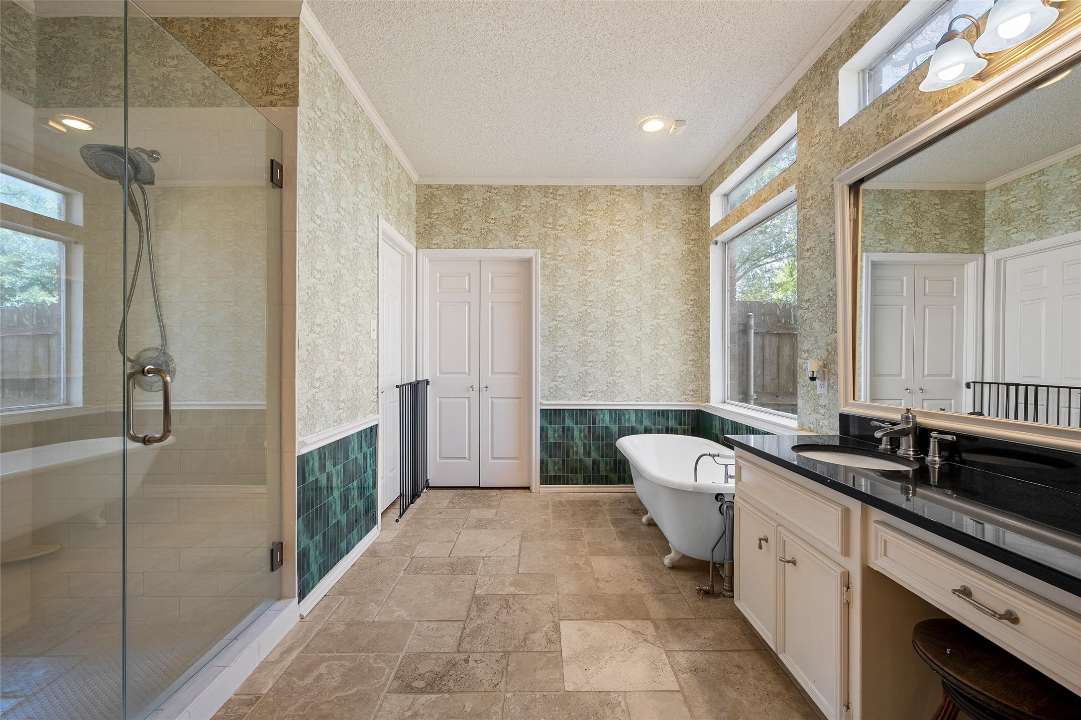 418 Riverview Drive Woodway TX 76712