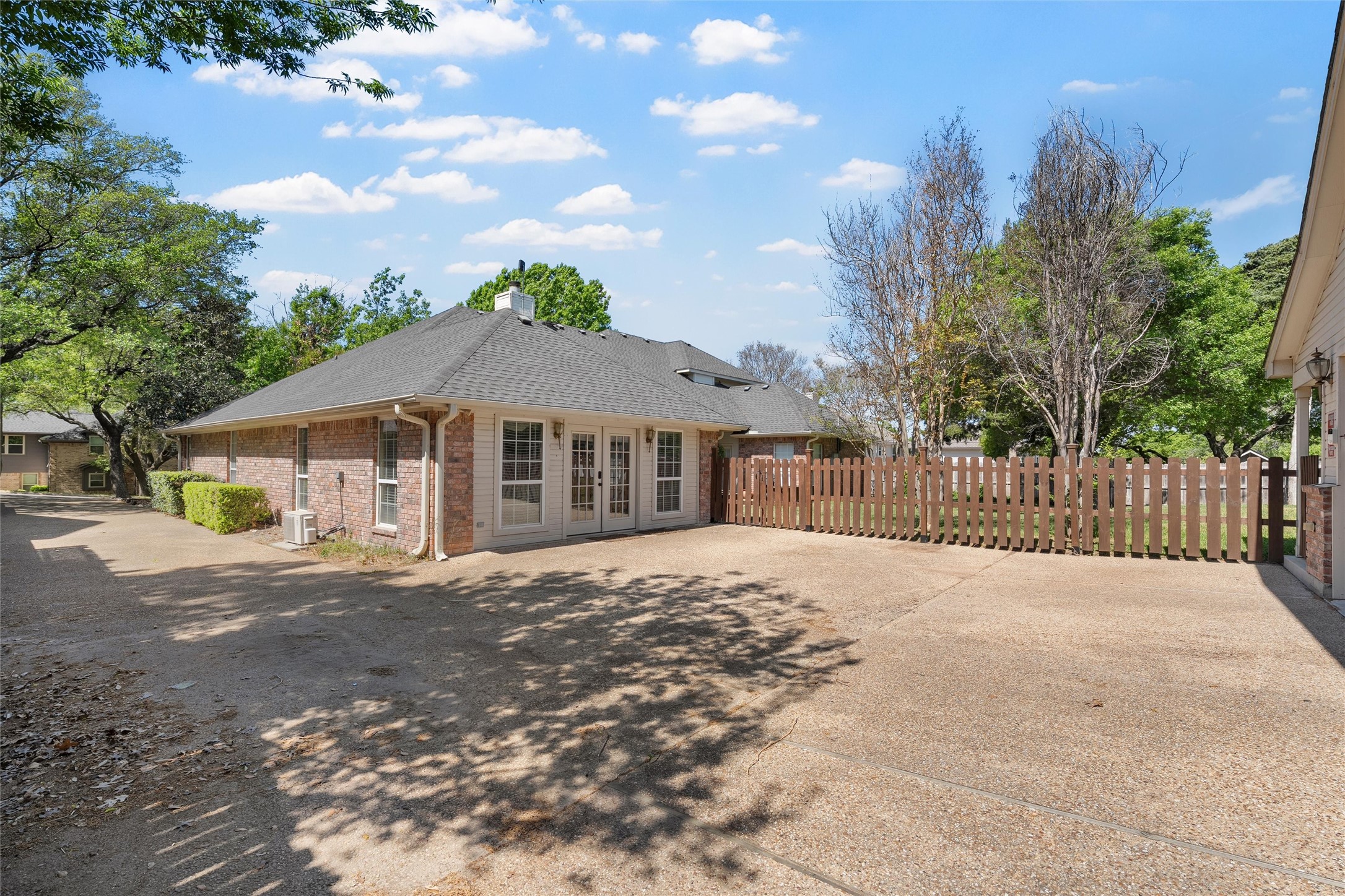418 Riverview Drive Woodway TX 76712