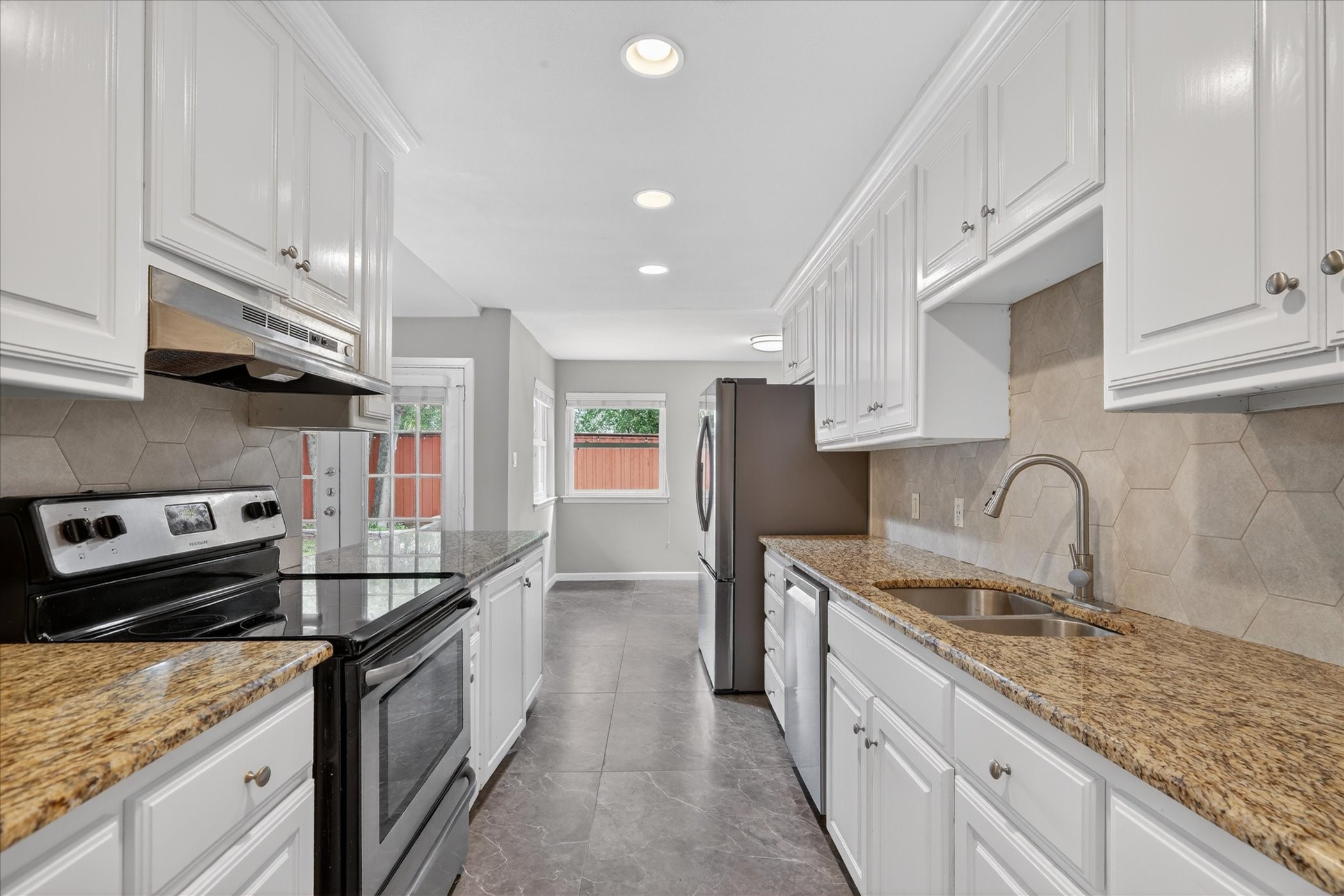 2970 Sundial Drive Dallas TX 75229